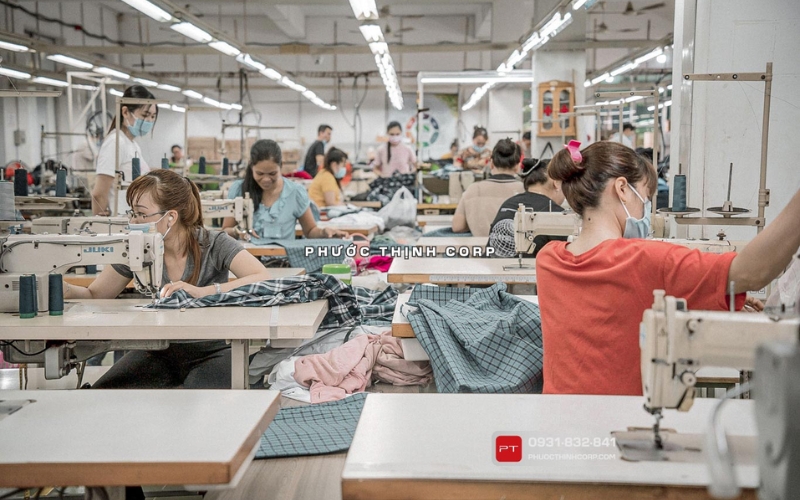 Xưởng may đồ local brand Phước Thịnh